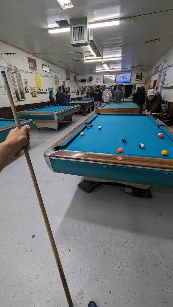 Playa Azul pool hall exterior/interior