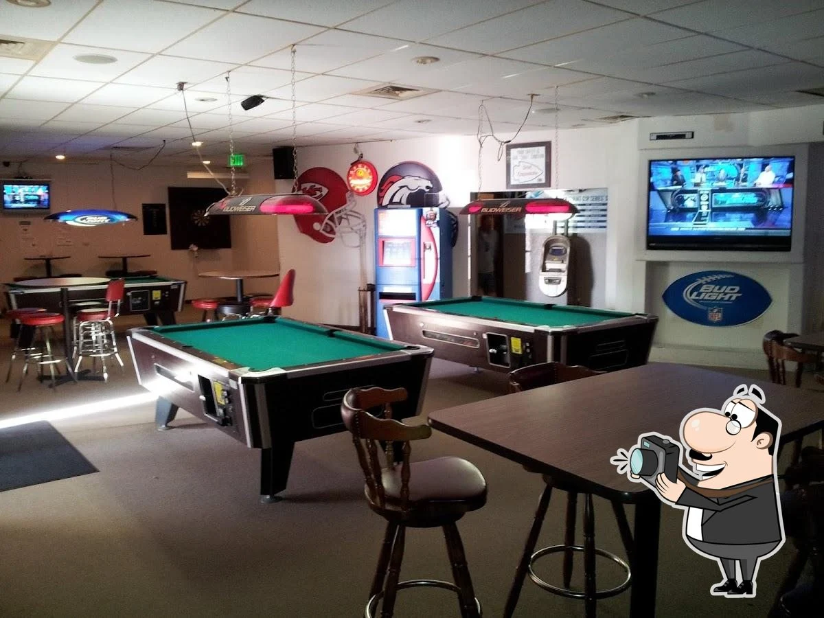 The Q Pool and Dart Bar