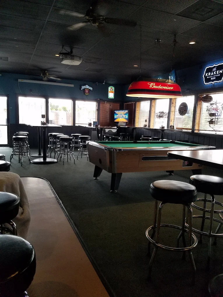 Sam's Smokehouse and Saloon pool hall exterior/interior