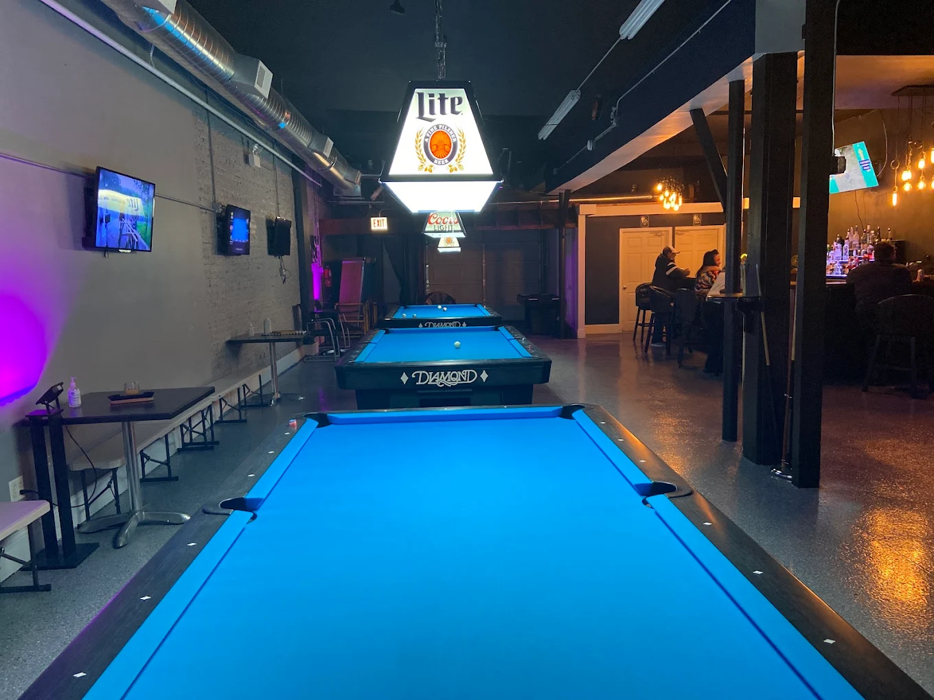 Gamer's Hall pool hall exterior/interior