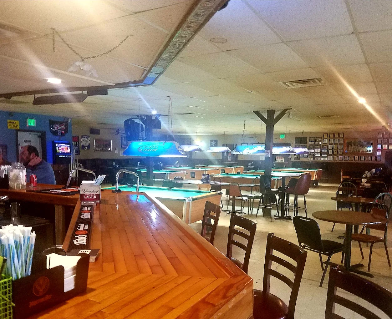 Big Shooters pool hall exterior/interior