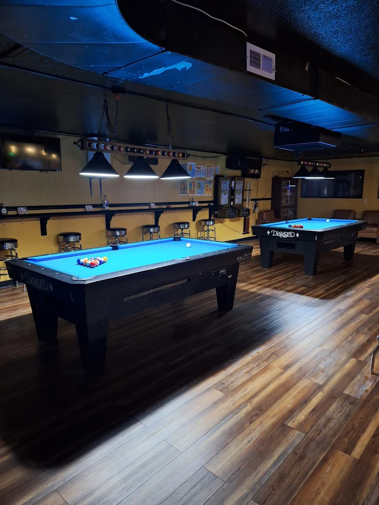 Lit Cigar Bar And Lounge pool hall exterior/interior