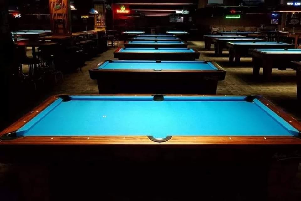 Big Dog Billiards pool hall exterior/interior