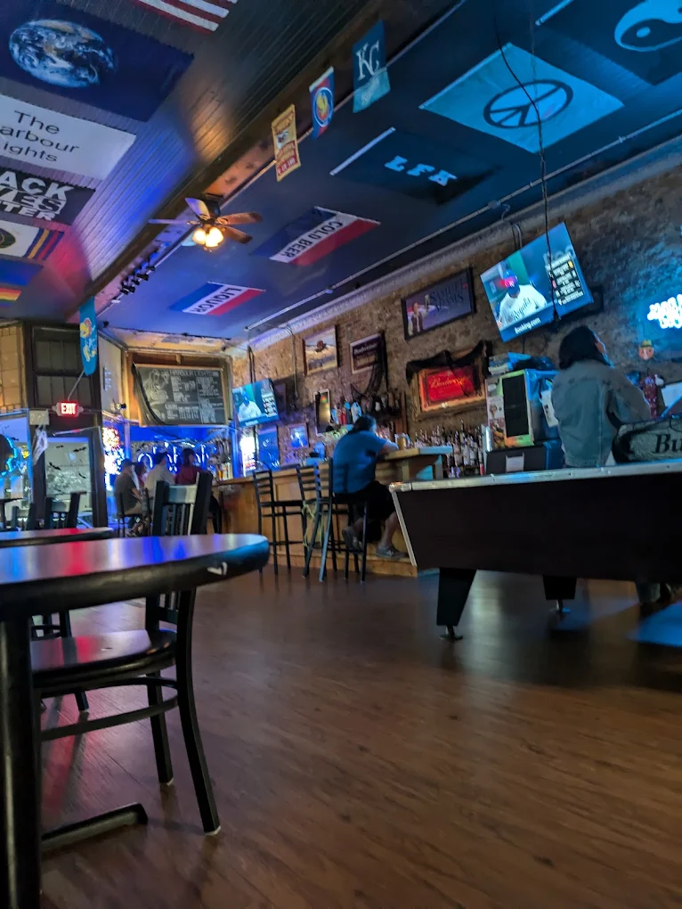 Harbour Lights pool hall exterior/interior