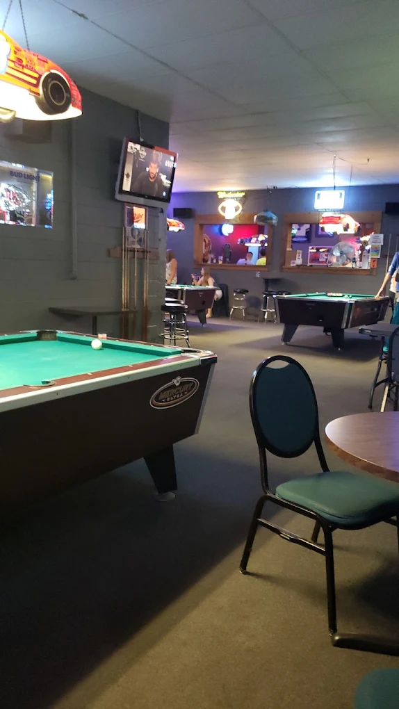 The Dugout Sports Bar & Grill pool hall exterior/interior
