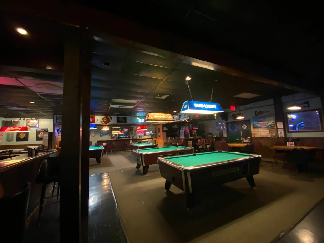 Greek Oaks Lounge pool hall exterior/interior