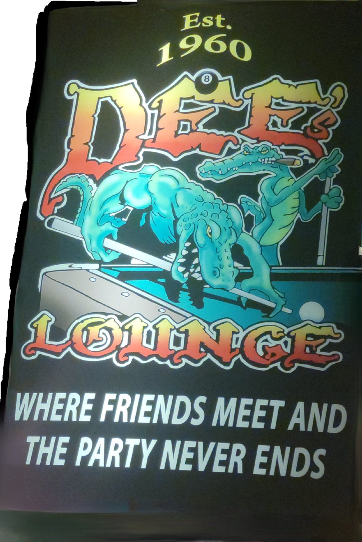 Dee's Lounge pool hall exterior/interior