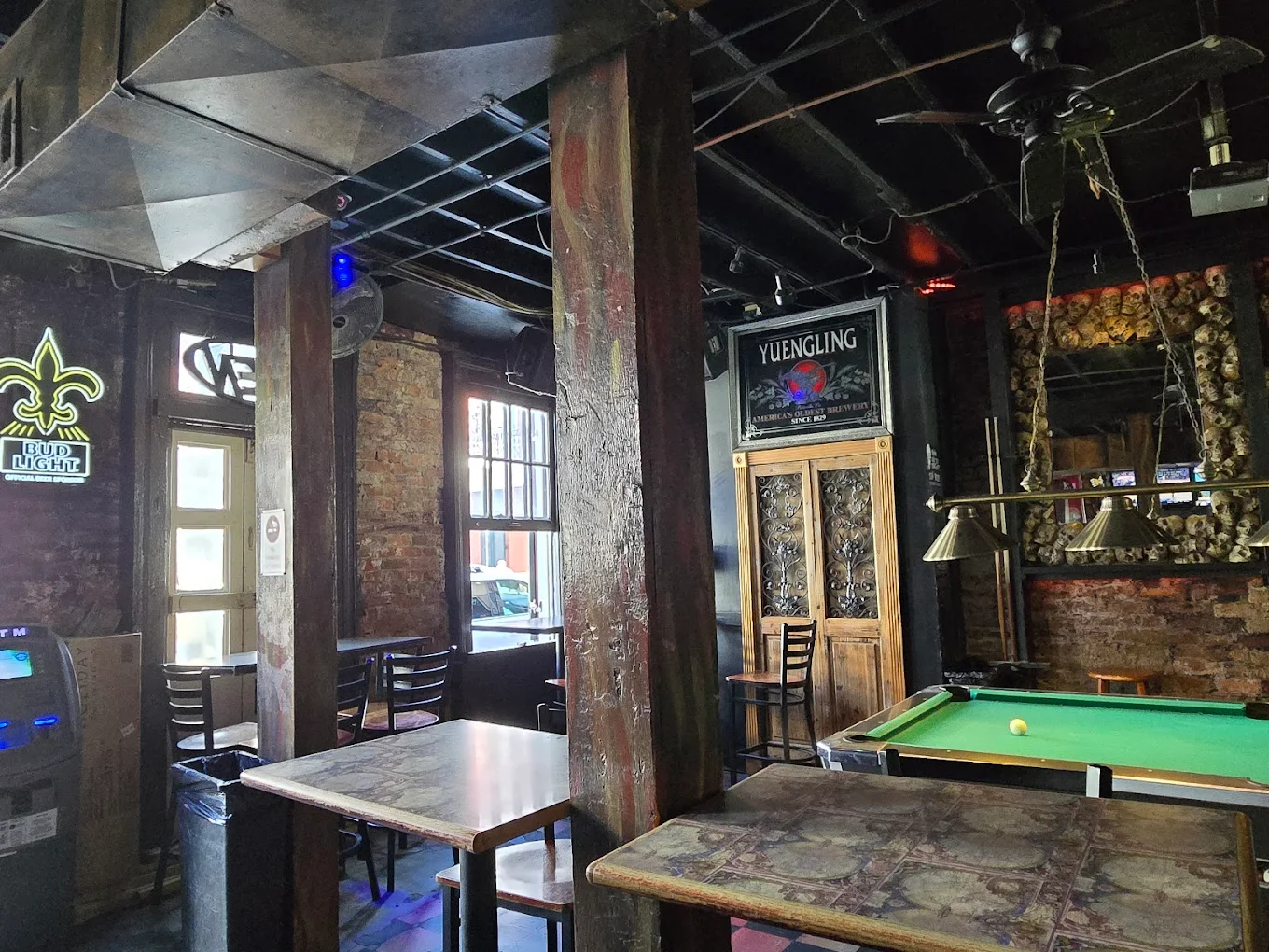 Toulouse Dive pool hall exterior/interior