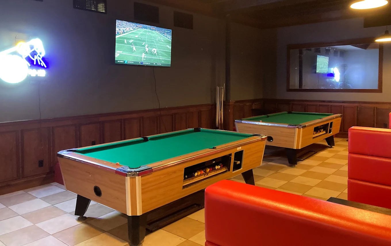 Social Goose Bar pool hall exterior/interior