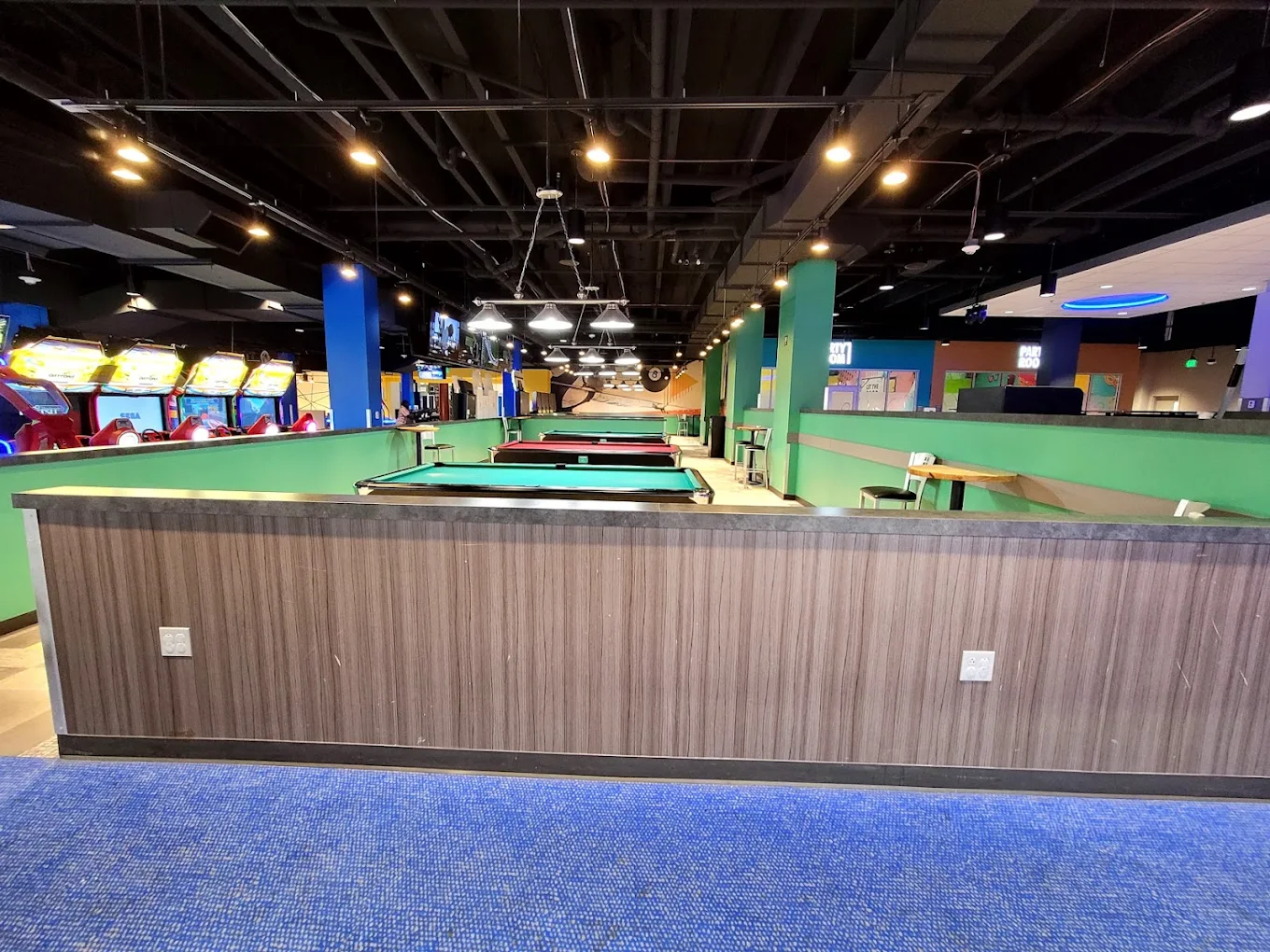Round 1 Bowling & Arcade pool hall exterior/interior