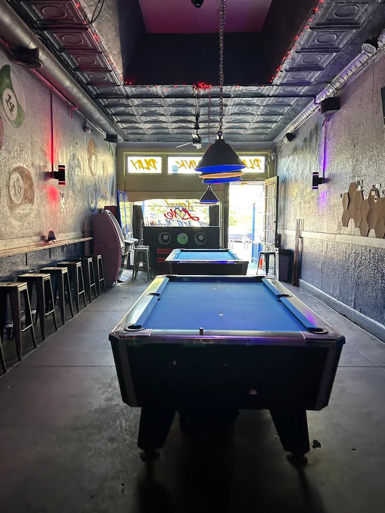 Toro Bar pool hall exterior/interior