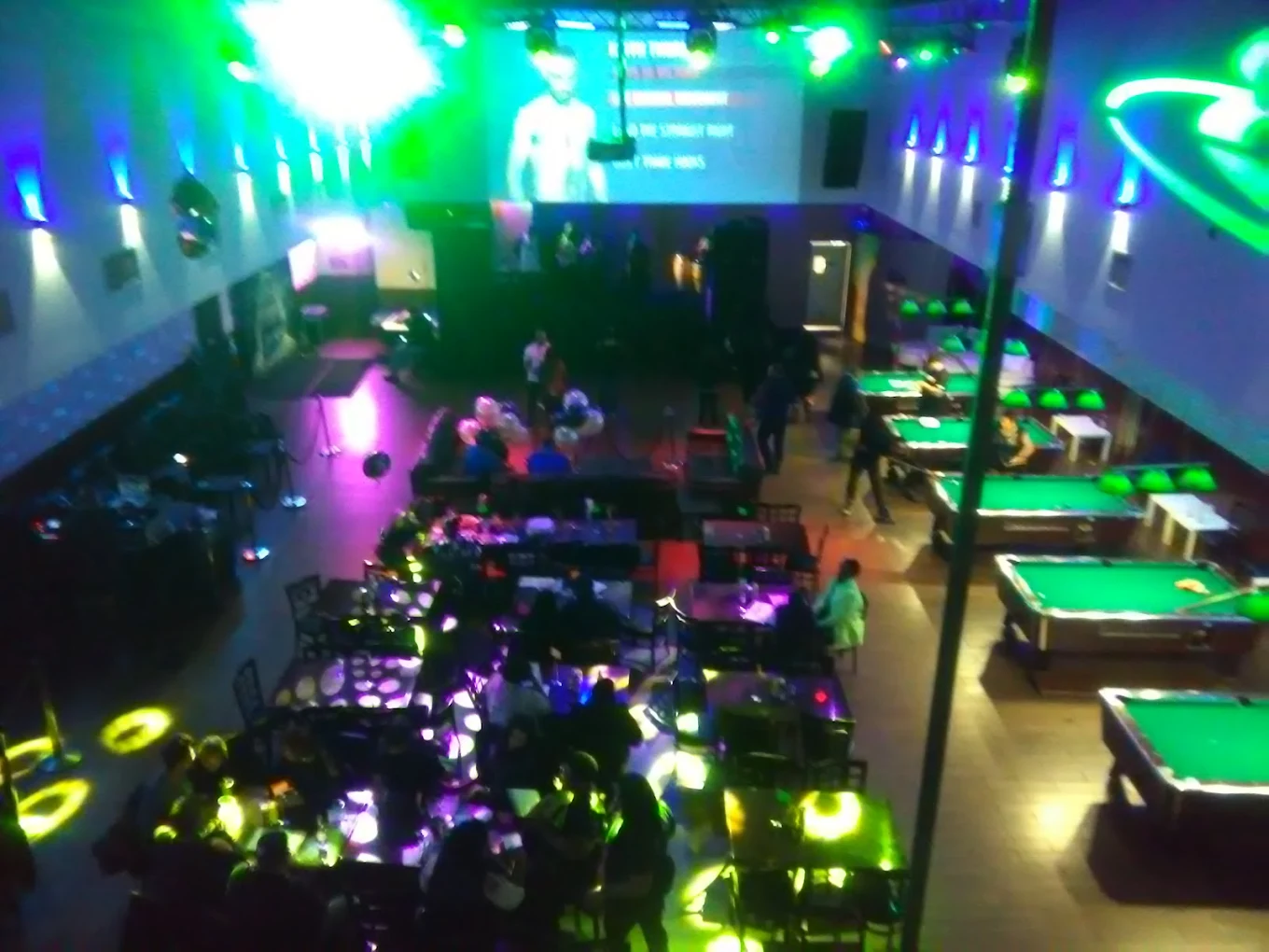 Fast Eddie's pool hall exterior/interior