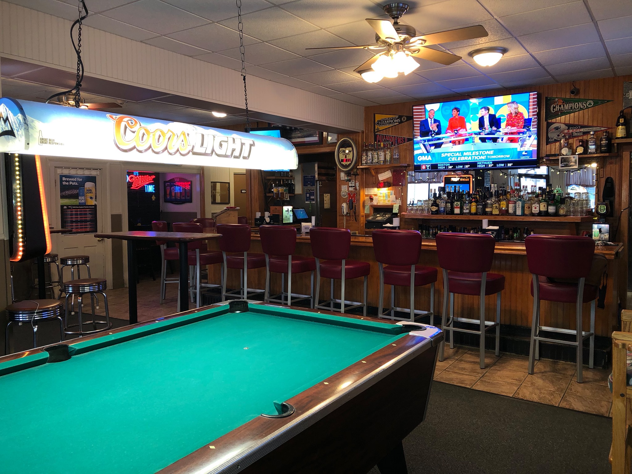 The Royal pool hall exterior/interior