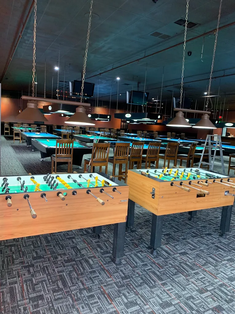Hall of Fame Billiards pool hall exterior/interior