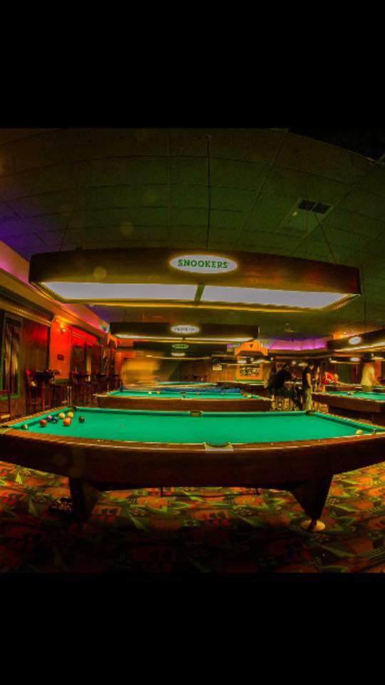 Snookers' Livonia pool hall exterior/interior