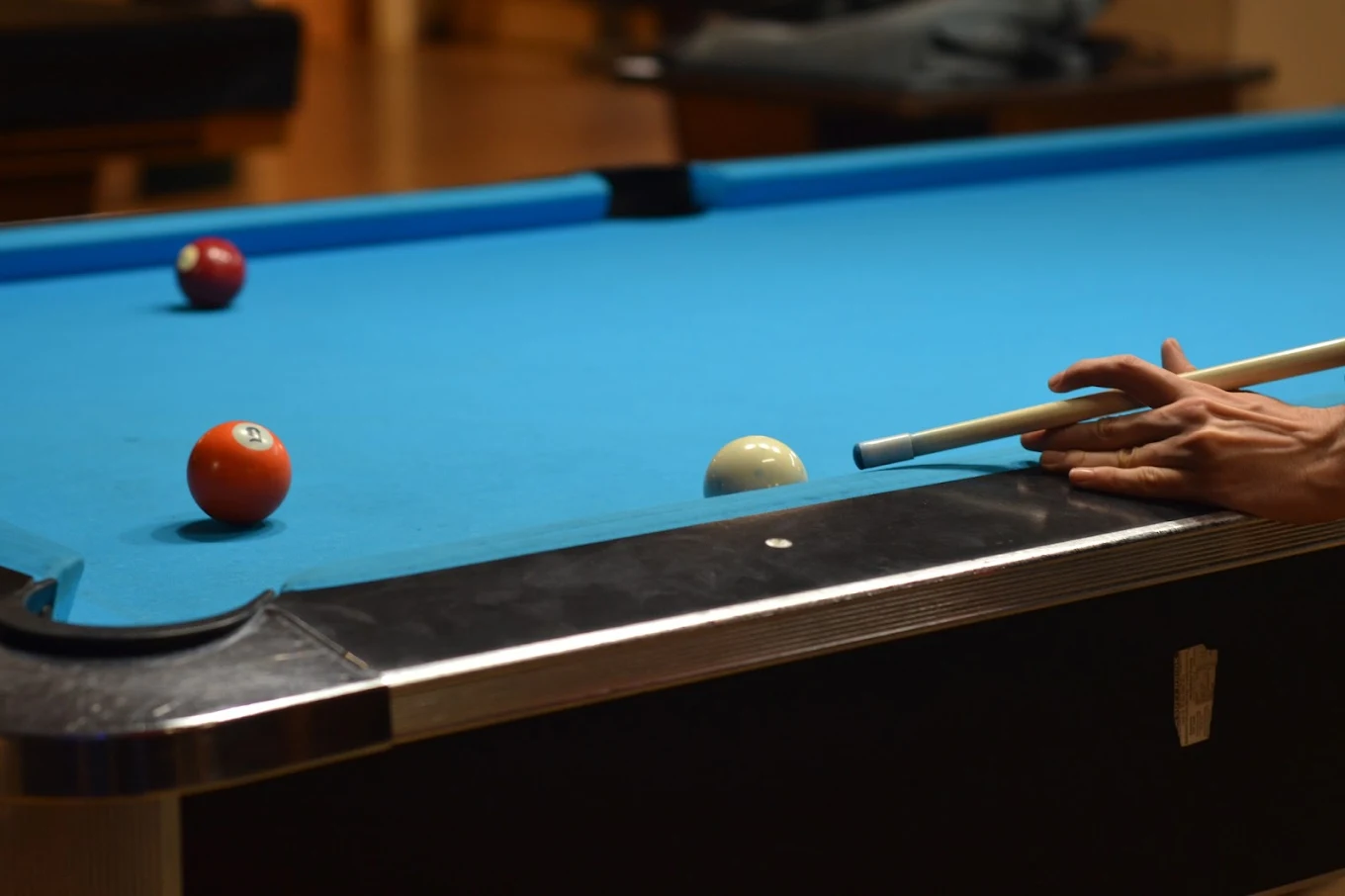 El Bosque pool hall exterior/interior