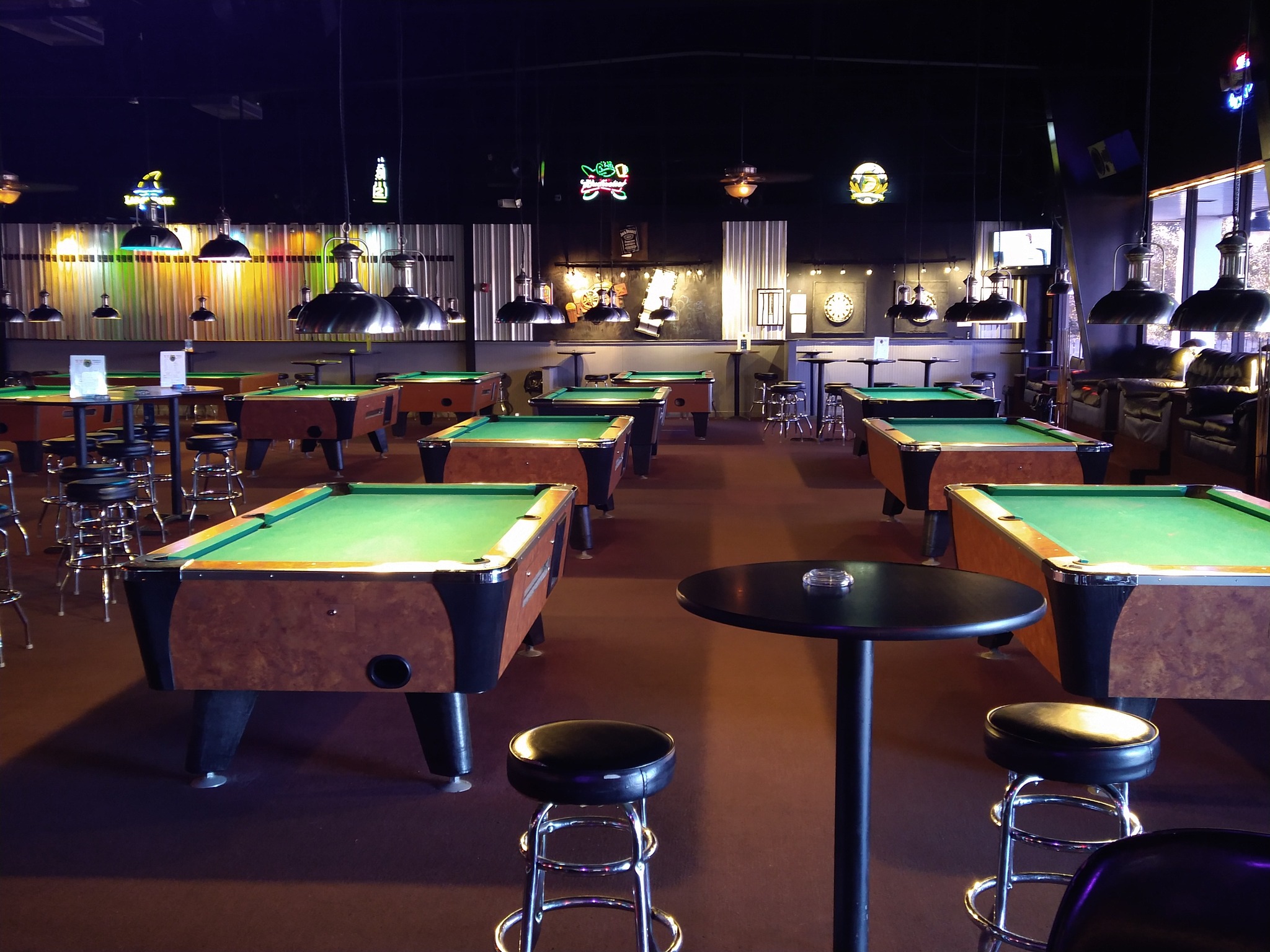 Bumpers Billiards pool hall exterior/interior