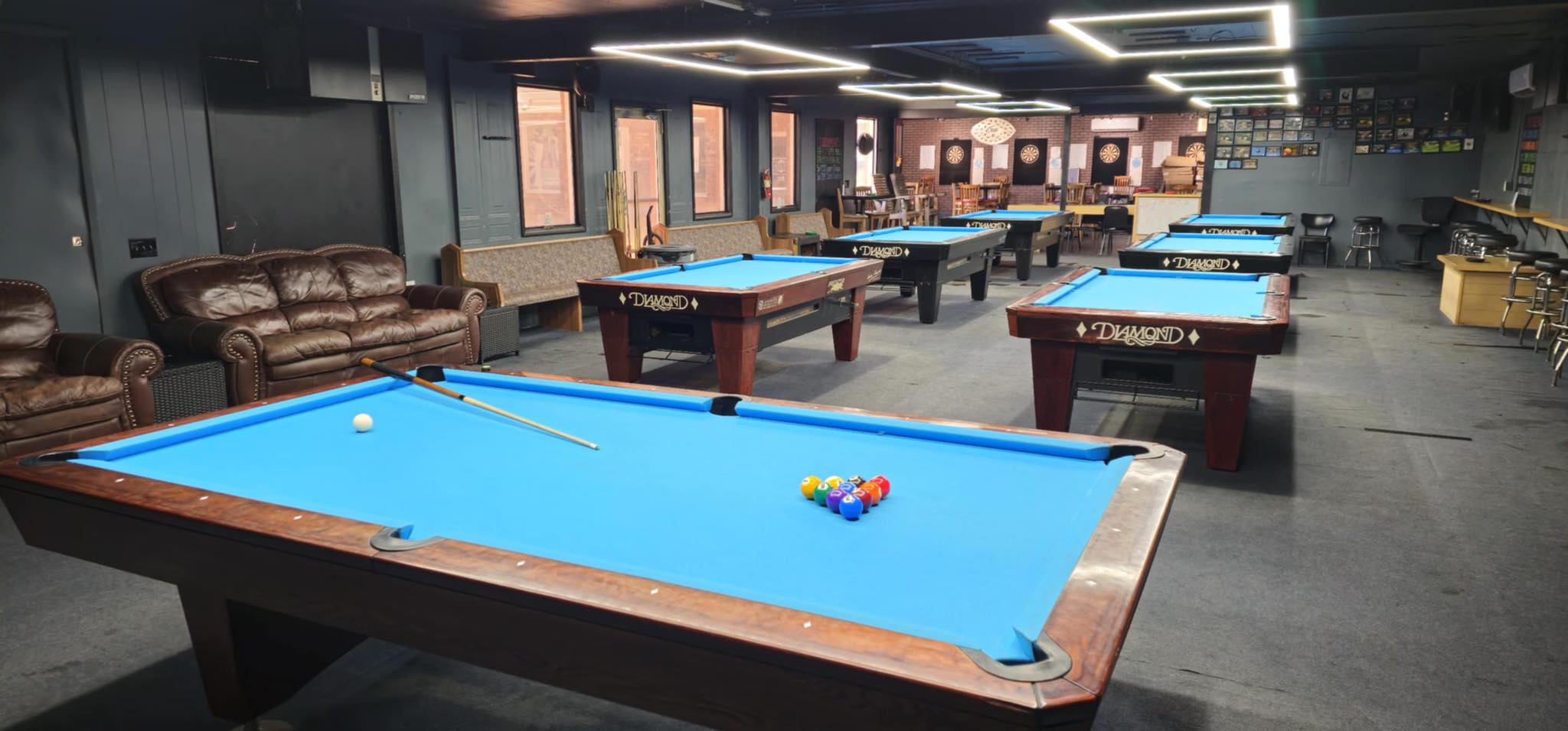 Good Times Sports Bar pool hall exterior/interior