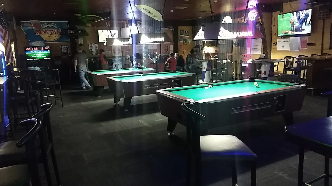 Cat's Paw pool hall exterior/interior