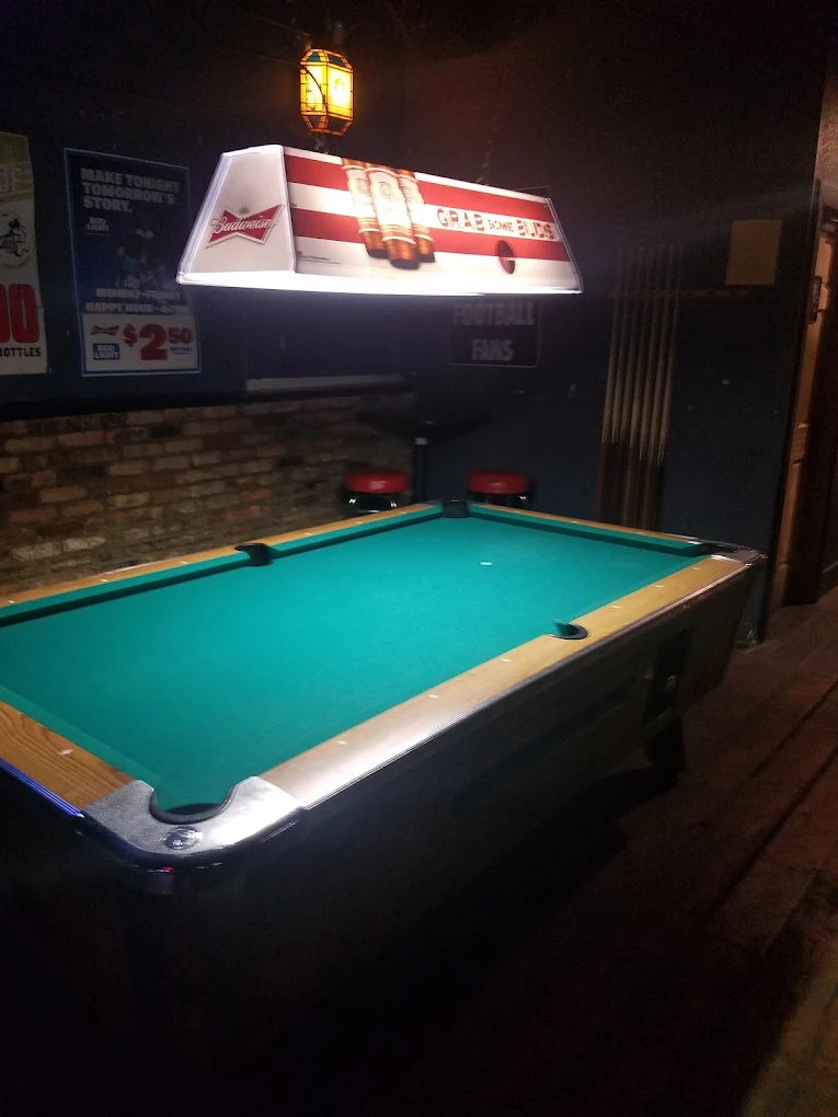 Bodega's Alley pool hall exterior/interior
