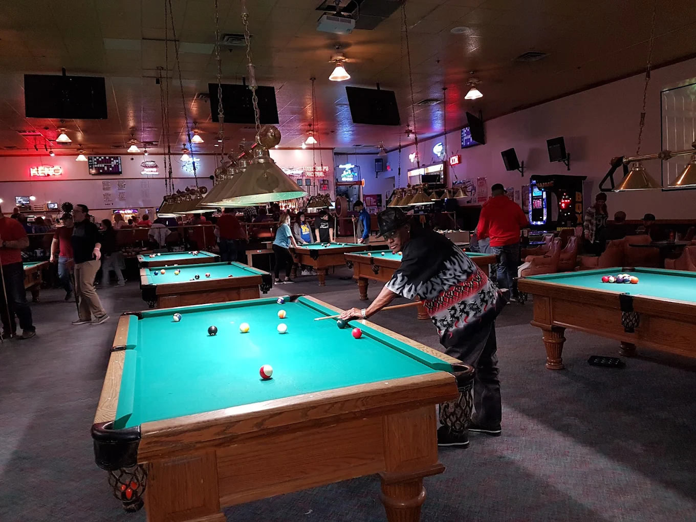 Big Apple Fun Center pool hall exterior/interior