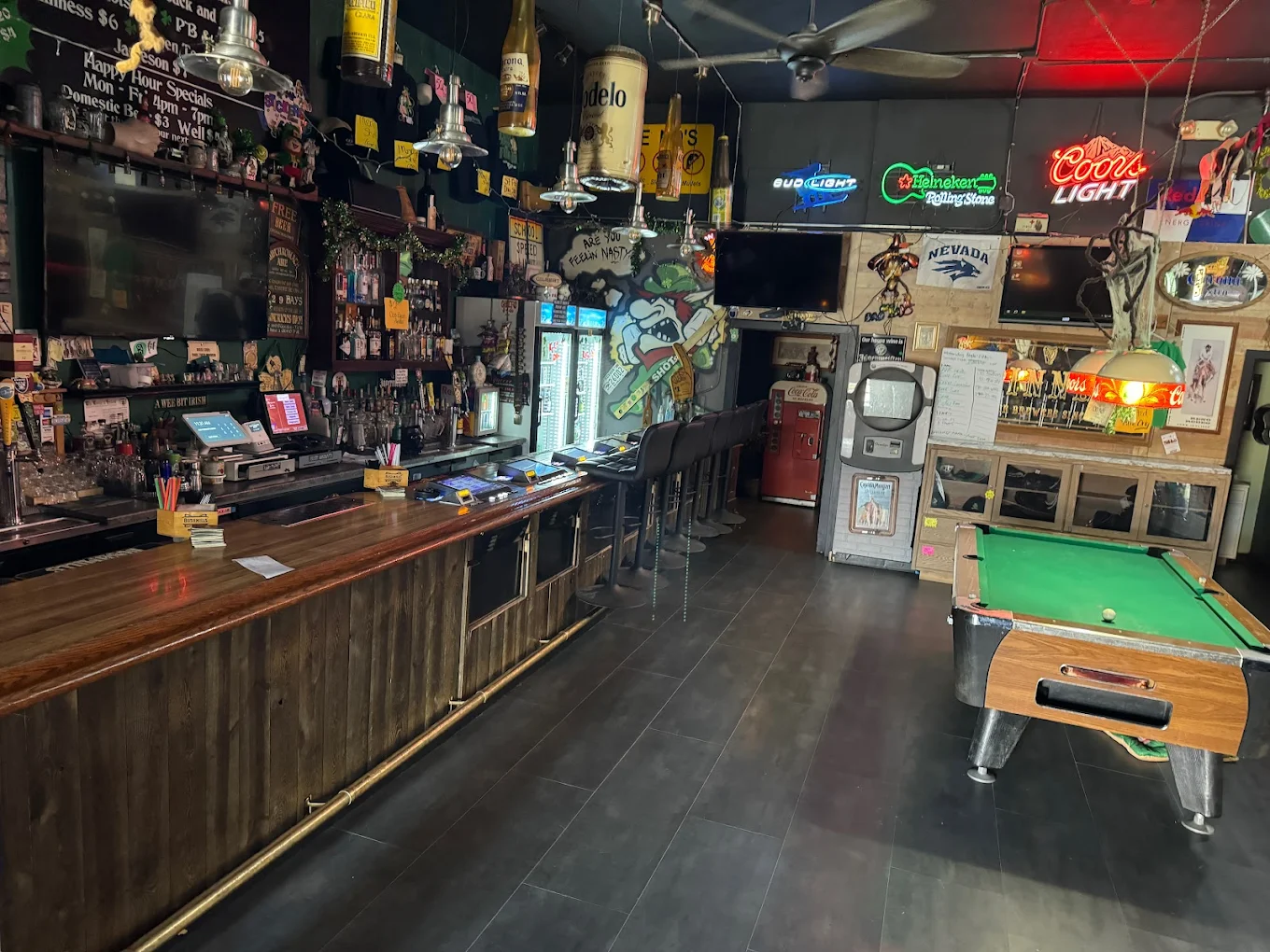 Filthy McNasty's Irish Bar pool hall exterior/interior