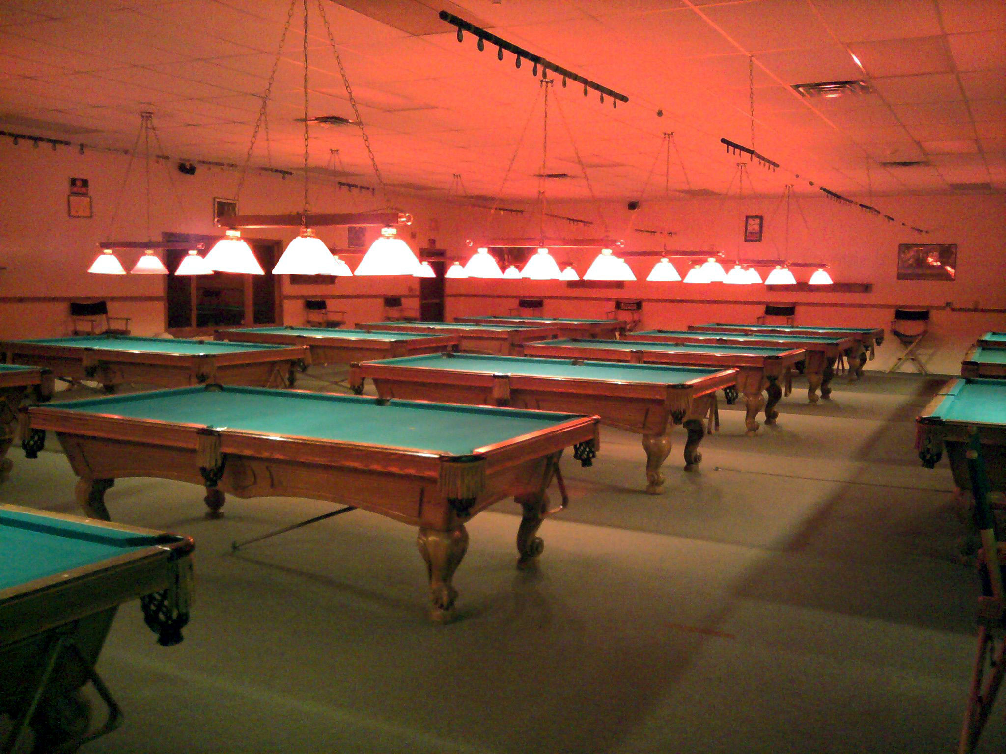 Main Street Billiards pool hall exterior/interior