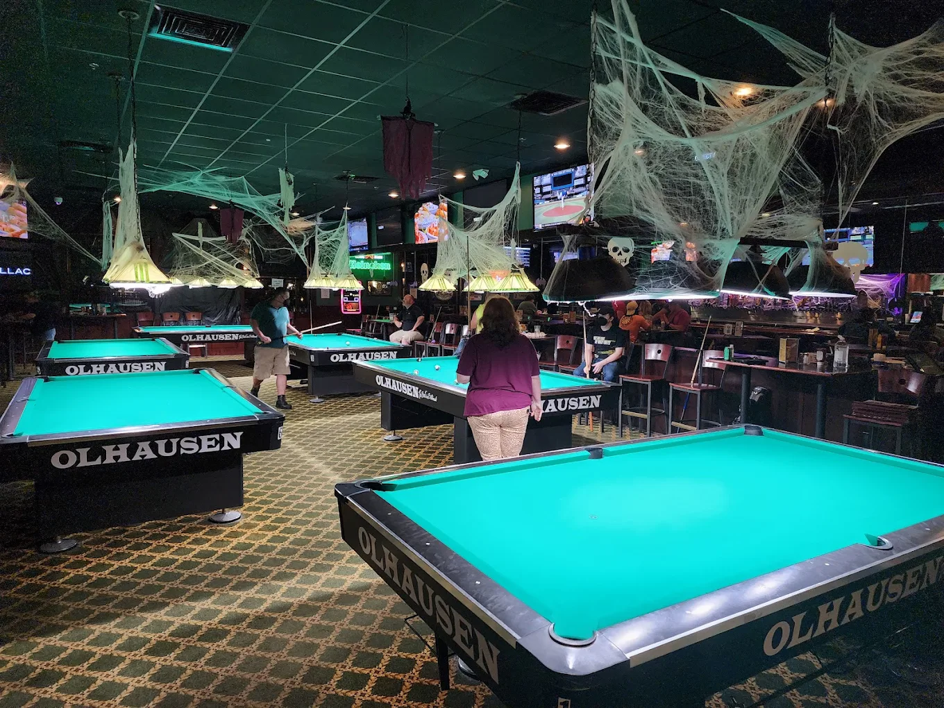 Cleveland Draft House pool hall exterior/interior