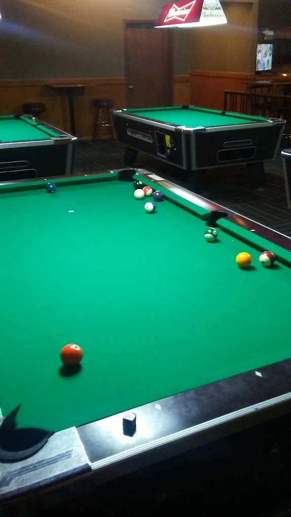 Sidelines Sports Bar pool hall exterior/interior