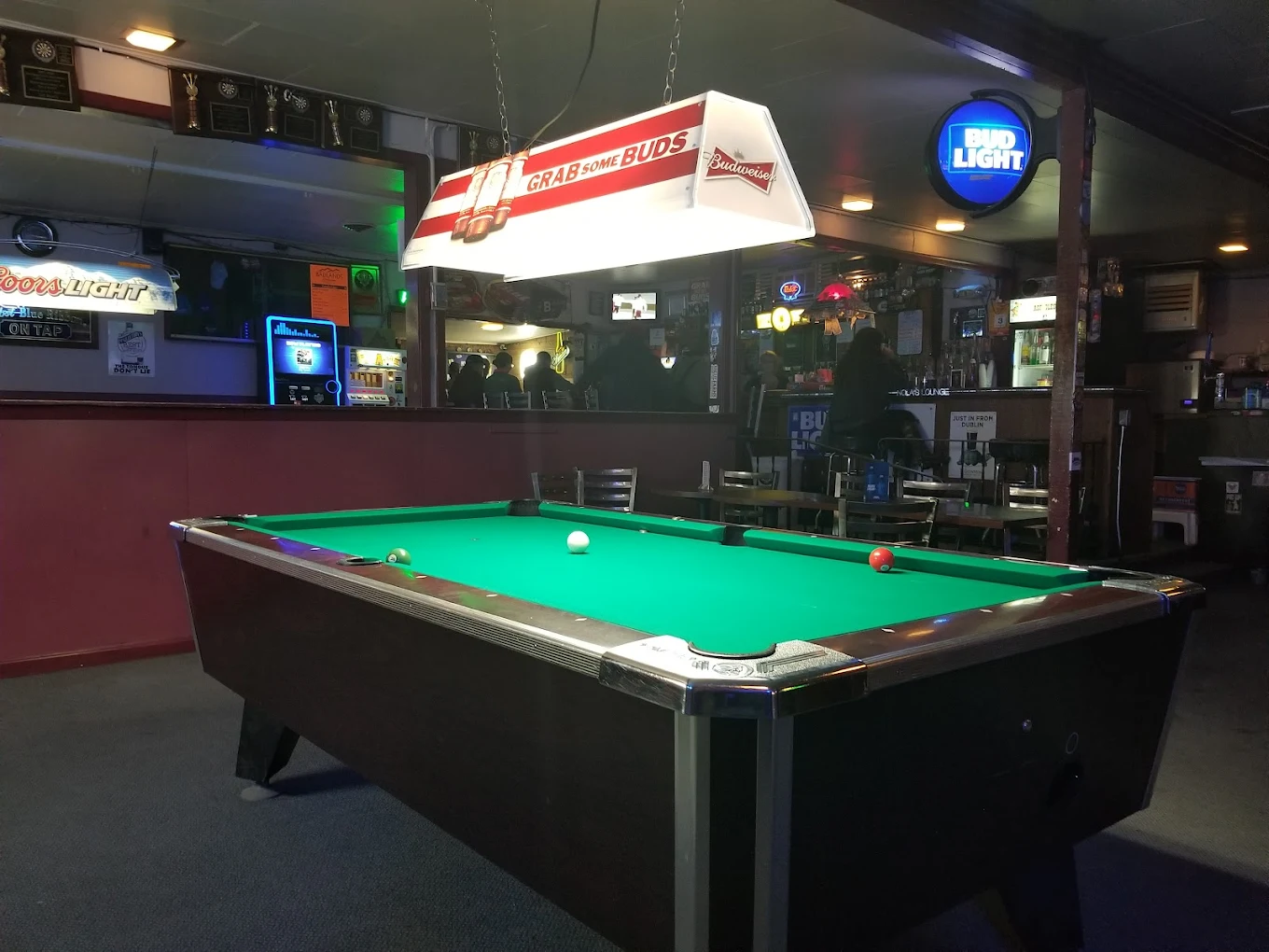 Nola's Lounge pool hall exterior/interior