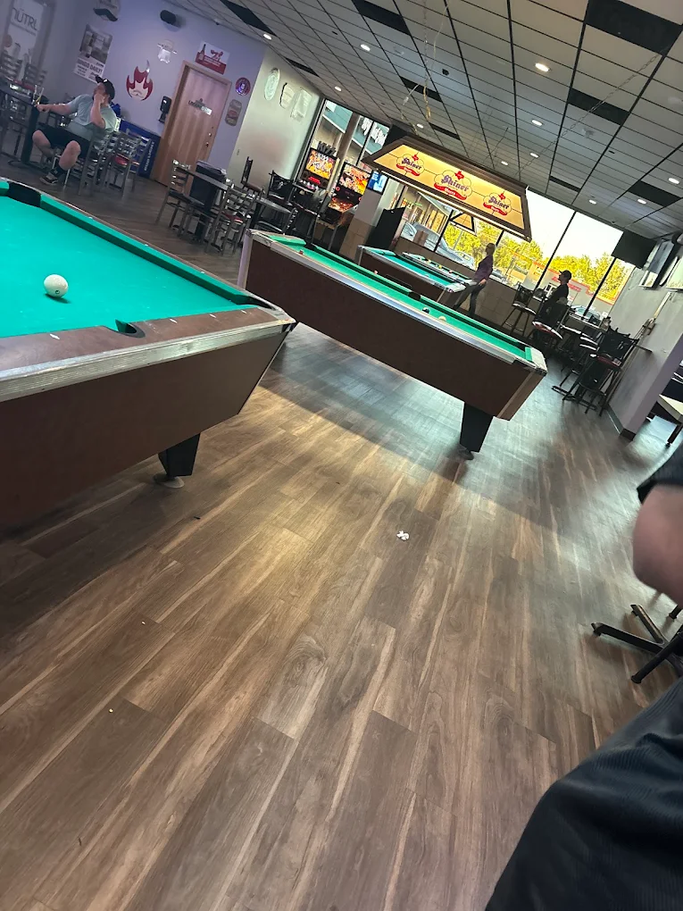 Aces Lounge & Casino pool hall exterior/interior