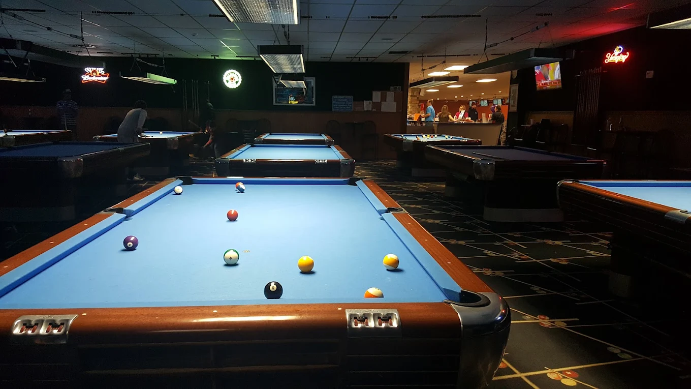 Wickliffe Lanes pool hall exterior/interior