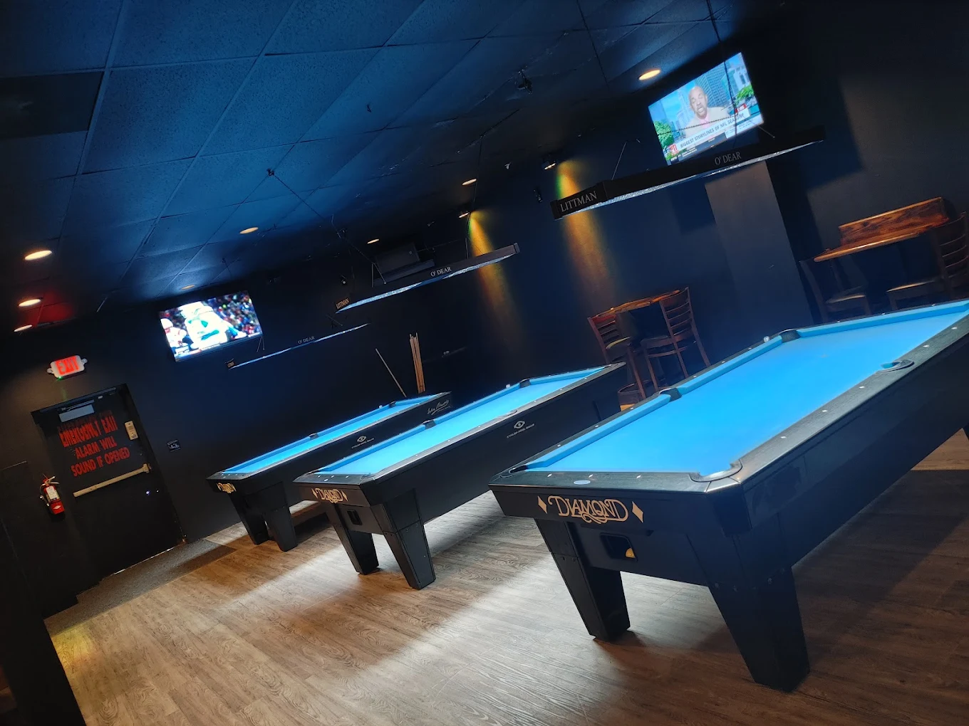 O'Dear Bar & Grill pool hall exterior/interior