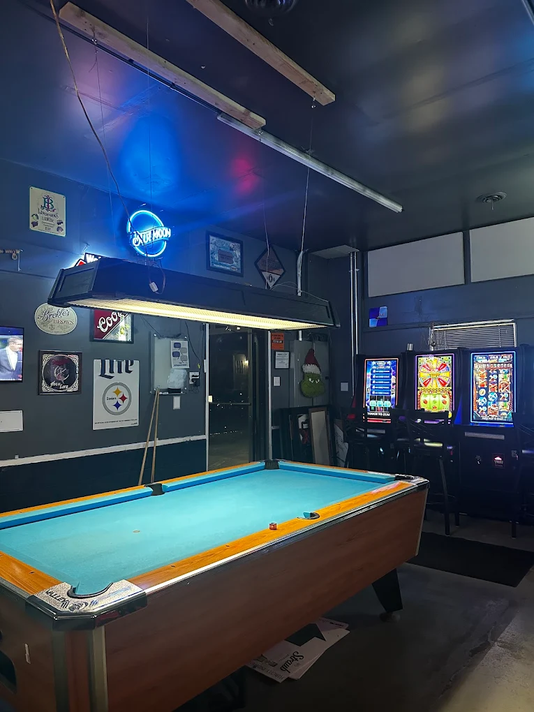 The King Seat Tavern pool hall exterior/interior
