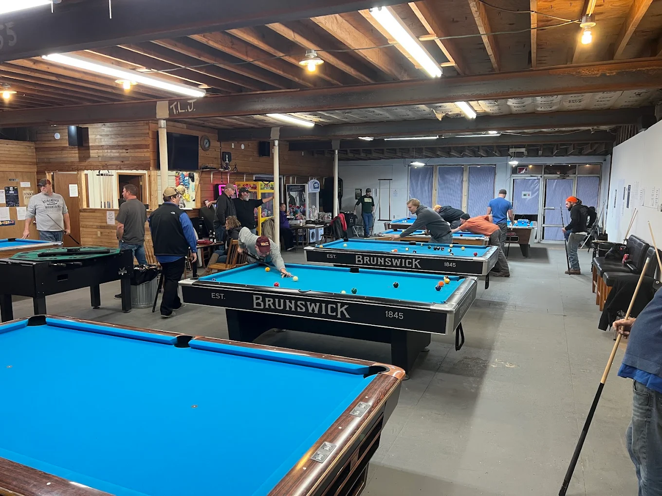 Enterprise Billiards & Entertainment pool hall exterior/interior