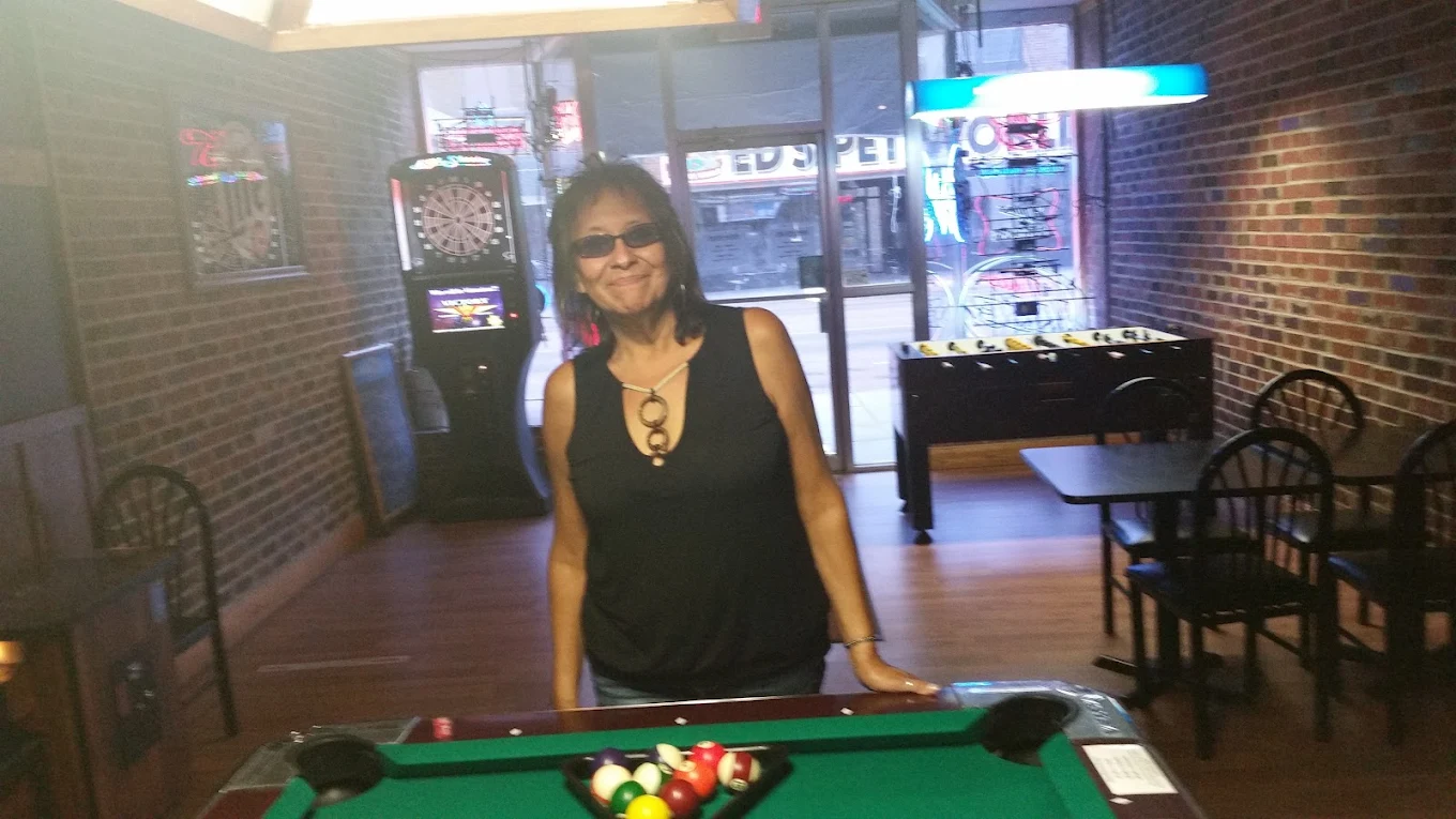 Dr. Lucky's Bar & Grill pool hall exterior/interior
