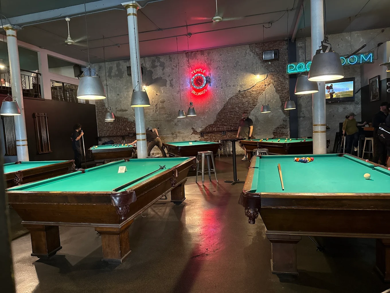Temple Billiards pool hall exterior/interior